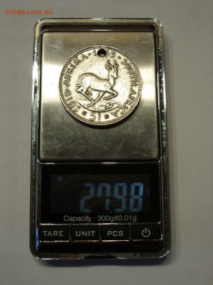 5 шиллингов ЮАР 1955 с дыркой старт почти с цены лома. - 5 шиллингов ЮАР 1955 - 3