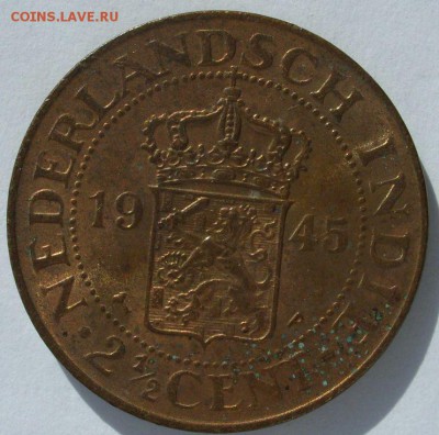2 цента Нидерландская Индия 1945. - 2 и 1-2 цента Нидерландская Индия 1945 - 3-1
