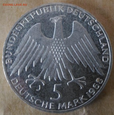 ФРГ 5 марок Райффейсен 1968 с рубля - Германия 5 марок Райффейсен 1968 аверс