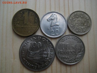 10 монет разных стран. - 008.JPG