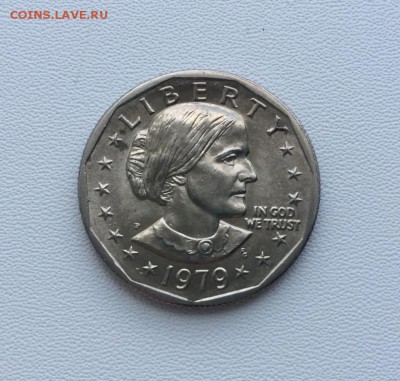 США 1 доллар 1979 двор P Сьюзен Энтони Индианка Сакагавея - ssha_1_dollar_1979_dvor_p_sjuzi_sjuzen_entoni_indianka_sakagaveja