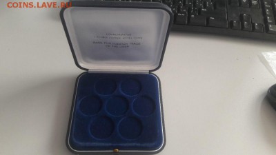 Коробка под юб.рубли СССР, до 11.08 - Ч Коробка 8монет-2