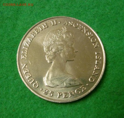 Остров Вознесения 25 пенсов 1981 Свадьба Чарльза Дианы фауна - krona_shajba_ostrov_voznesenija_25_pensov_1981_korolevskaja_svadba_charlza_diany_ptica_cherepakha_fauna (1)