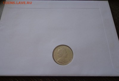 о.МЭН - крона Золотой юбилей (в желтом) конв. 8.09, 22.00 - о-в Мэн 1 крона 2002 Золотой юбилей (желтое платье) конверт_2