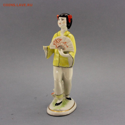 Фарфоровая статуэтка Китаянка с Веером ЛФЗ до 19.09.19 - IMG_9194.JPG