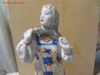 Статуэтка девушка-плясунья, СССР - Плясунья фарфор.JPG