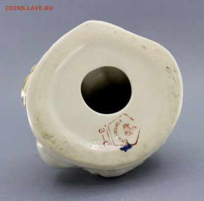 Фарфоровая статуэтка Дед мороз с подарками Городница  50 е - IMG_9294.JPG