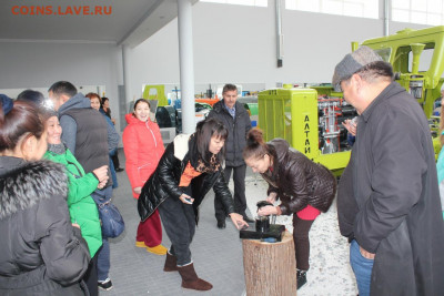 2 рубля 2013 что с монетой? - IMG_4142.JPG_Thumbnail0