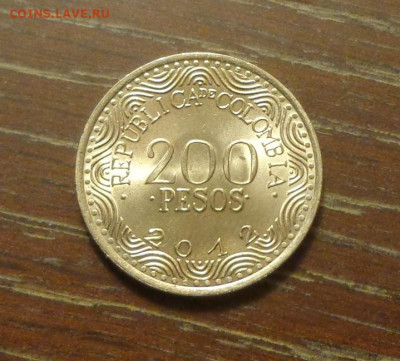 КОЛУМБИЯ - 200 п ПОПУГАЙ до 20.10, 22.00 - Колумбия 200 п 2012 попугай_1