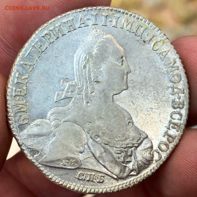 Рубль 1771,1774 ,Полуполтины 1748,1754 - 773260E0-7DA2-4E2A-A35A-2D89F384B10D