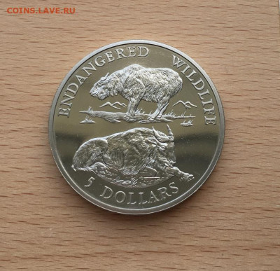КПД Острова Кука 5$ долларов 1992 Гималайский Такин - kpd_krona_shajba_ostrova_kuka_5_dollarov_1992_gimalajskij_takin_vymirajushchie_vidy_fauna_zhivotnye_bukle2