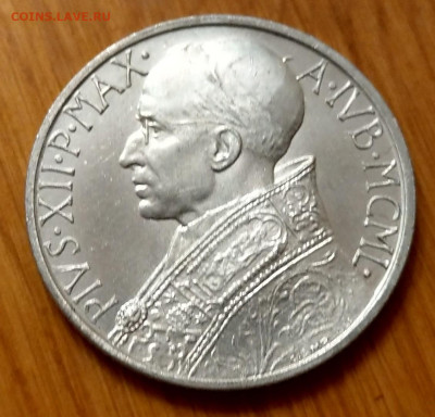 Ватикан 10 лир 1949 до 22-00 03.12 - IMAG4600~2