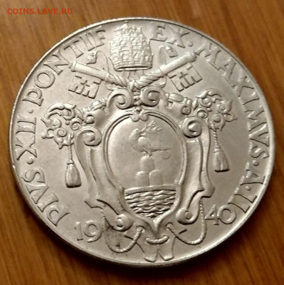 Ватикан 2 лиры 1940  до 22-00 03.12 - IMAG4619~2