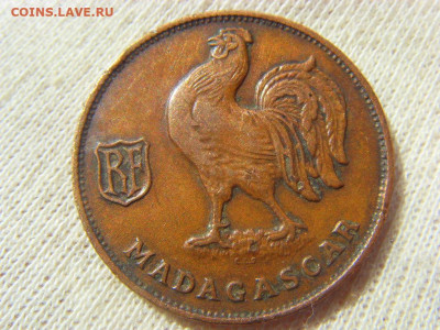 R_Французский Мадагаскар 1 франк 1943 г. Петух до 20.12.19 - SDC14726.JPG
