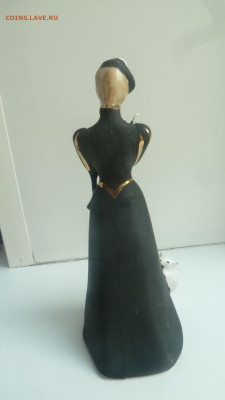 Статуэтка Дама с собачкой.Дулево. до 22.12 - P1100039.JPG