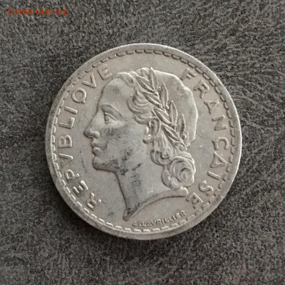 Франция 5 франков 1945 года. До 22:00 07.01.20 - 757F4606-97F7-42B6-8D16-DAD4C61DFF83