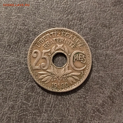 Франция 25 сантимов 1930 года. До 22:00 07.01.20 - 018CC57D-70AC-4709-A4E6-7CA5C437C4A3