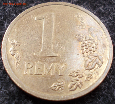 Жетон коньяк Rémy Martin Remy ММД 1999 год - DSCN8473.JPG