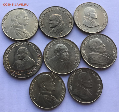 10 монет Ватикана UNC до 22.00 МСК 08.01.20 - 50340B01-A119-4157-9989-26894184F9FD