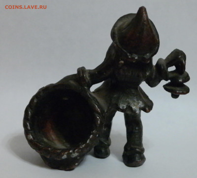 Статуэтка Гномик с корзиной. Силумин. - SAM_6774.JPG