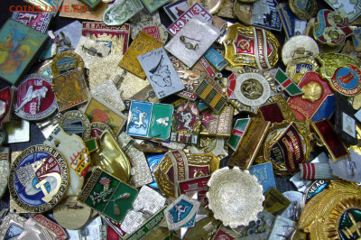 Ассорти значков 210 шт - 10-02-20 - 23-10 мск - P2210568.JPG