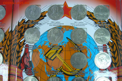 Юбилейные рубли СССР в альбоме - 11-02-20 - 23-10 мск - P2210414.JPG