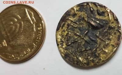 2 монетки  античные - 1