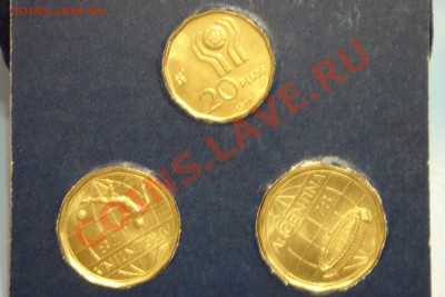 3 монеты Аргентина - футбол - DSC09550.JPG