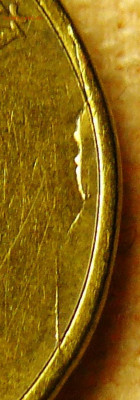 10 руб 2012г, вид брака? - P12806988.JPG