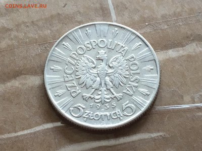 5 злотых 1935 Пилсудский до 4.04 - E7811E33-26A5-4FB5-A3B1-3C0B140F554C
