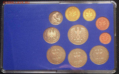 Годовой набор ФРГ 1982 год. J. Пруф. до 06.04.20 - IMG_7992.JPG