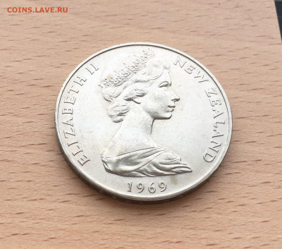 Шайба Новая Зеландия 1 доллар 1969 Каптан Кук корабль - IMG_0811.JPG