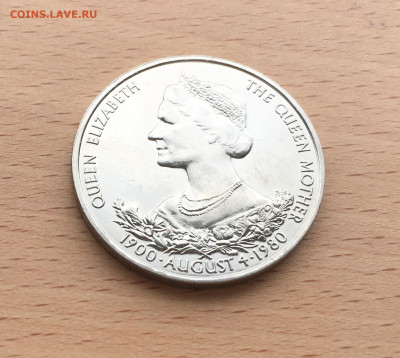 Крона Шайба Гернси 25 пенсов 1980 80 лет юбилей королевы - IMG_0976.JPG