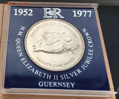 Крона Шайба Гернси 25 пенсов 1977 25 лет правления Королевы - IMG_0915.JPG