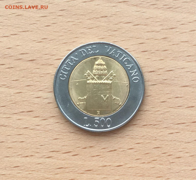 биметалл Ватикан 500 лир 2000 - IMG_0556.JPG