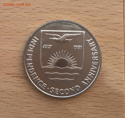 Крона Шайба Кирибати 5$ долларов 1981 Независимость - IMG_1273.JPG