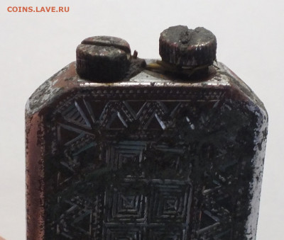 старая бензиновая зажигалка (копанная, с гравировкой) оценка - DSCF4164.JPG