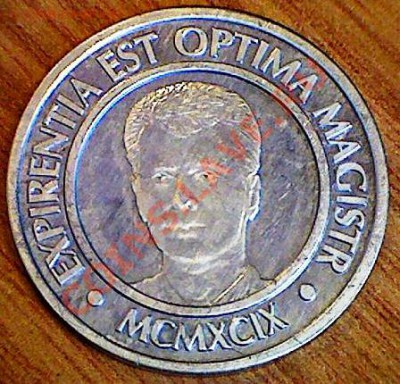 Жетон "EXPIRENTIA EST OPTIMA...." на опознание - Жетон на опознание