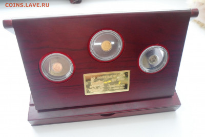 республика малави 2007 набор 3 золотых монеты 40 лет - SAM_5794.JPG