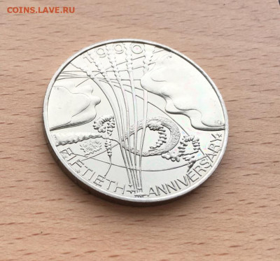 Крона Шайба 50-летие Битва за Британию 1990 - medal_pamjatnaja_nastolnaja_medalon_zheton_50_letie_bitva_za_britaniju_1990_aviacija_samolet_krona (3)