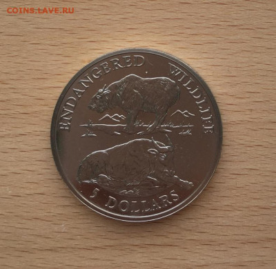 Крона Шайба Острова Кука 5$ долларов 1992 Гималайский Такин - kpd_krona_shajba_ostrova_kuka_5_dollarov_1992_gimalajskij_takin_vymirajushchie_vidy_fauna_zhivotnye_bukle (2)