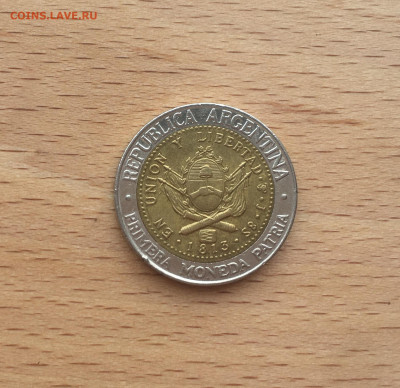 биметалл Аргентина 1 песо 2008 солнце герб - IMG_2707.JPG