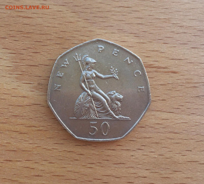 Великобритания 50 новых пенсов 1976 - N8_tOav9t2k