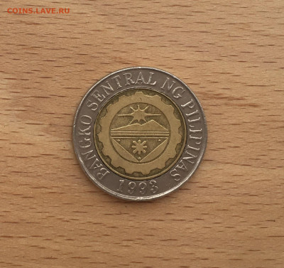 биметалл Филиппины 10 песо 2001 - IMG_3328.JPG