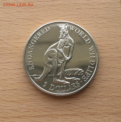 Крона Шайба Острова Кука 5$ долларов 1990 Красный кенгуру - krona_shajba_ostrova_kuka_5_dollarov_1990_krasnyj_kenguru_vymirajushchie_vidy_fauna_zhivotnye