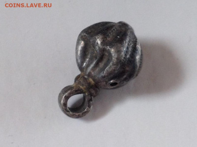 Крест, пуговица, трубка, чешуйка по цене. - image