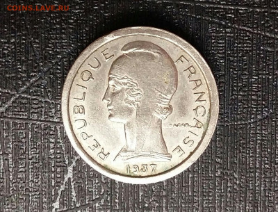 Жетон телефонный  Франция 1937г. До 01.09.20 в 22.15 МСК. - 2020-08-30 18.13.38