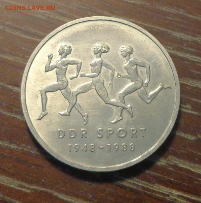 ГДР - 20 марок КАРЛ МАРКС до 6.09, 22.00 - ГДР 10 марок 40 лет союзу физкультуры и спорта(2)_1.JPG