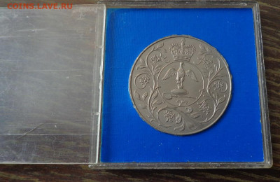 АНГЛИЯ - Крона СЕРЕБРЯНЫЙ ЮБИЛЕЙ в родной кор. 11.09, 22.00 - Англия Серебряный юбилей королевы_3