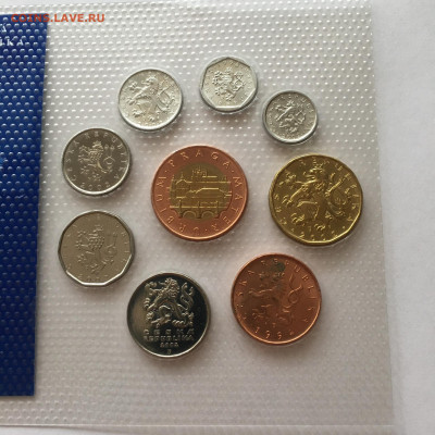 Чехия  Набор монет 9 шт в запайке - image-09-09-20-03-40